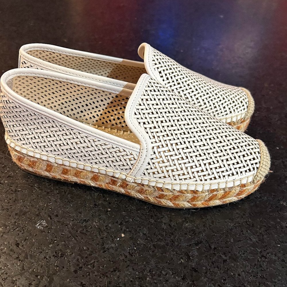 Vince Camuto Hamorra Cutout Flatform Espadrille size 6 NWOB
